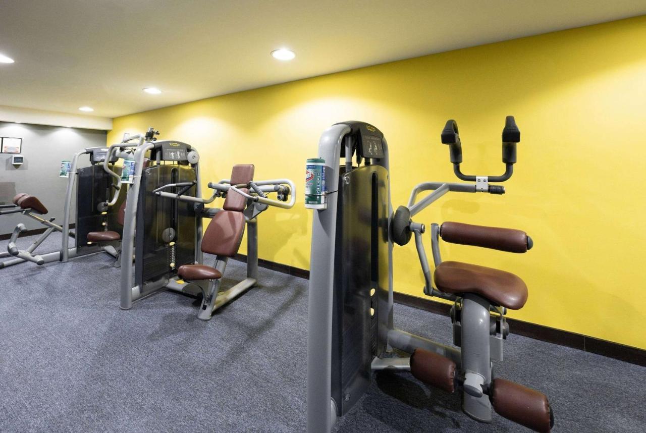 Ramada Encore Doha By Wyndham Bagian luar foto