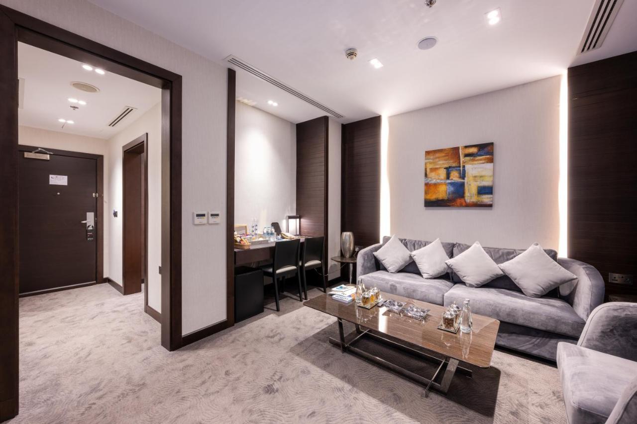 Ramada Encore Doha By Wyndham Bagian luar foto