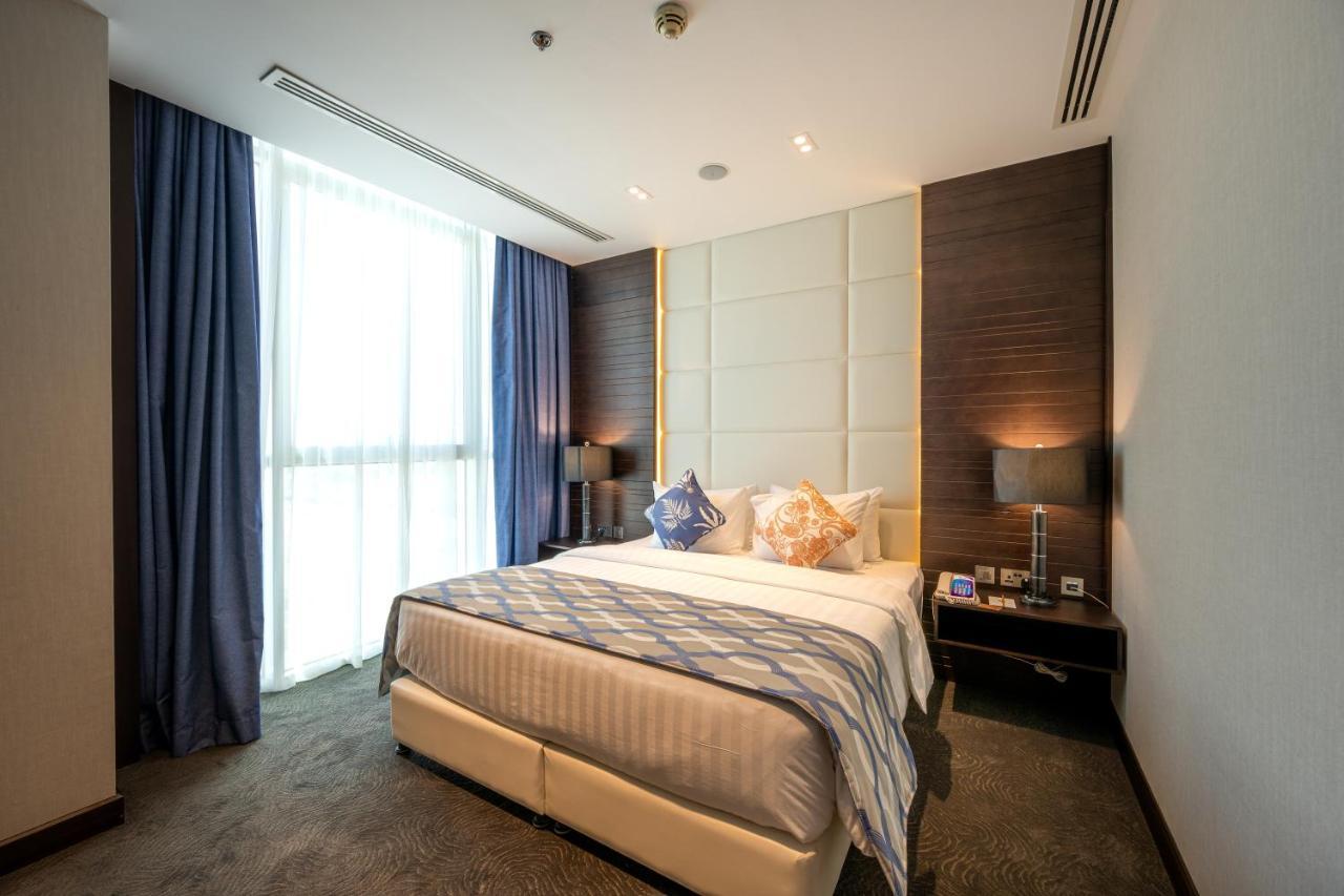 Ramada Encore Doha By Wyndham Bagian luar foto