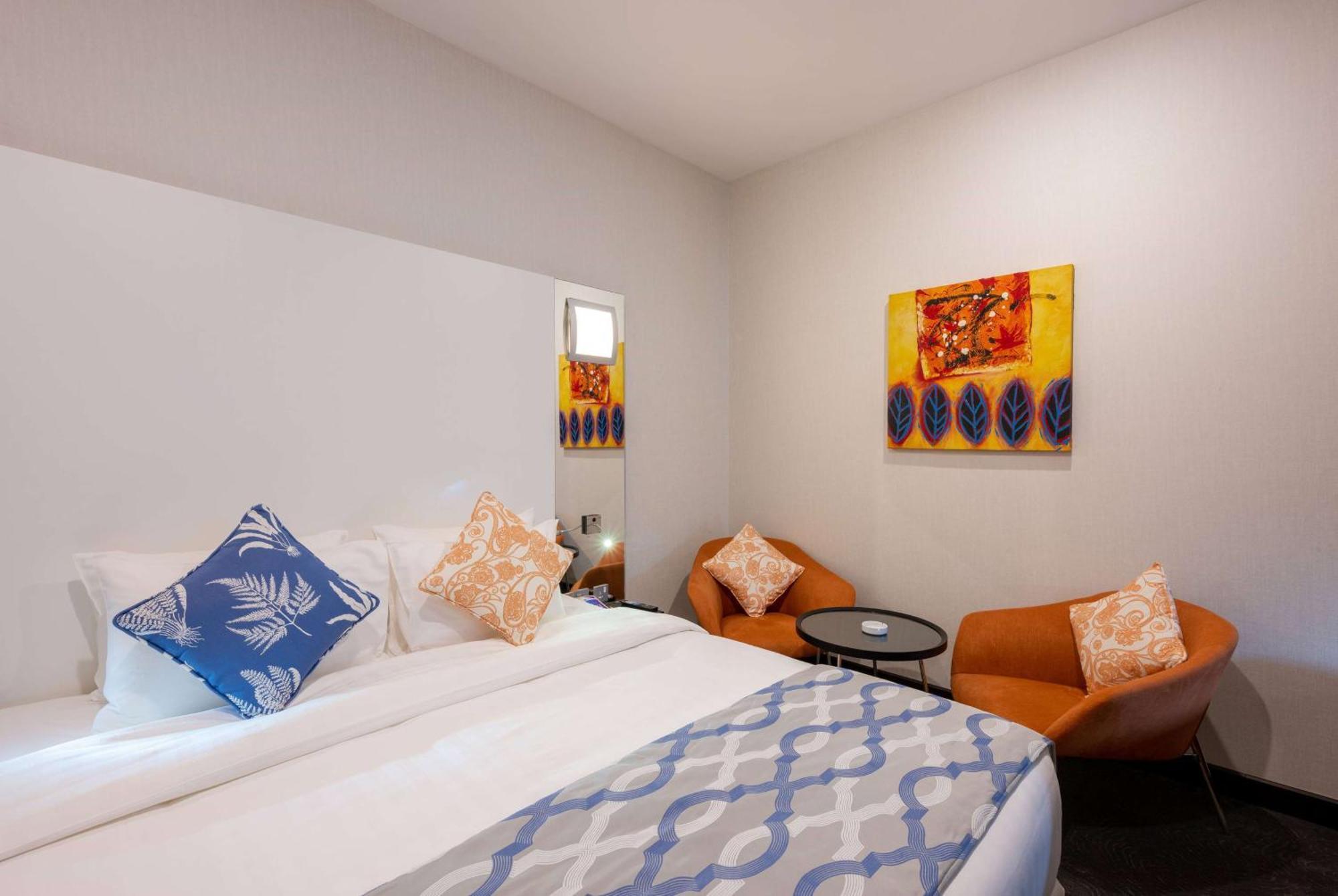 Ramada Encore Doha By Wyndham Bagian luar foto