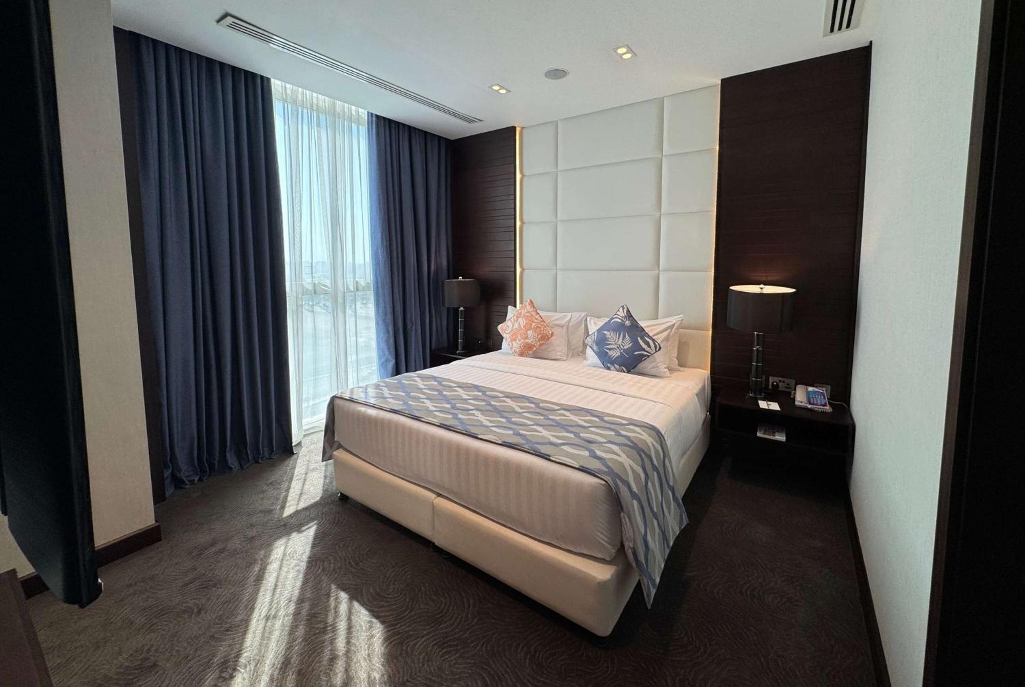 Ramada Encore Doha By Wyndham Bagian luar foto