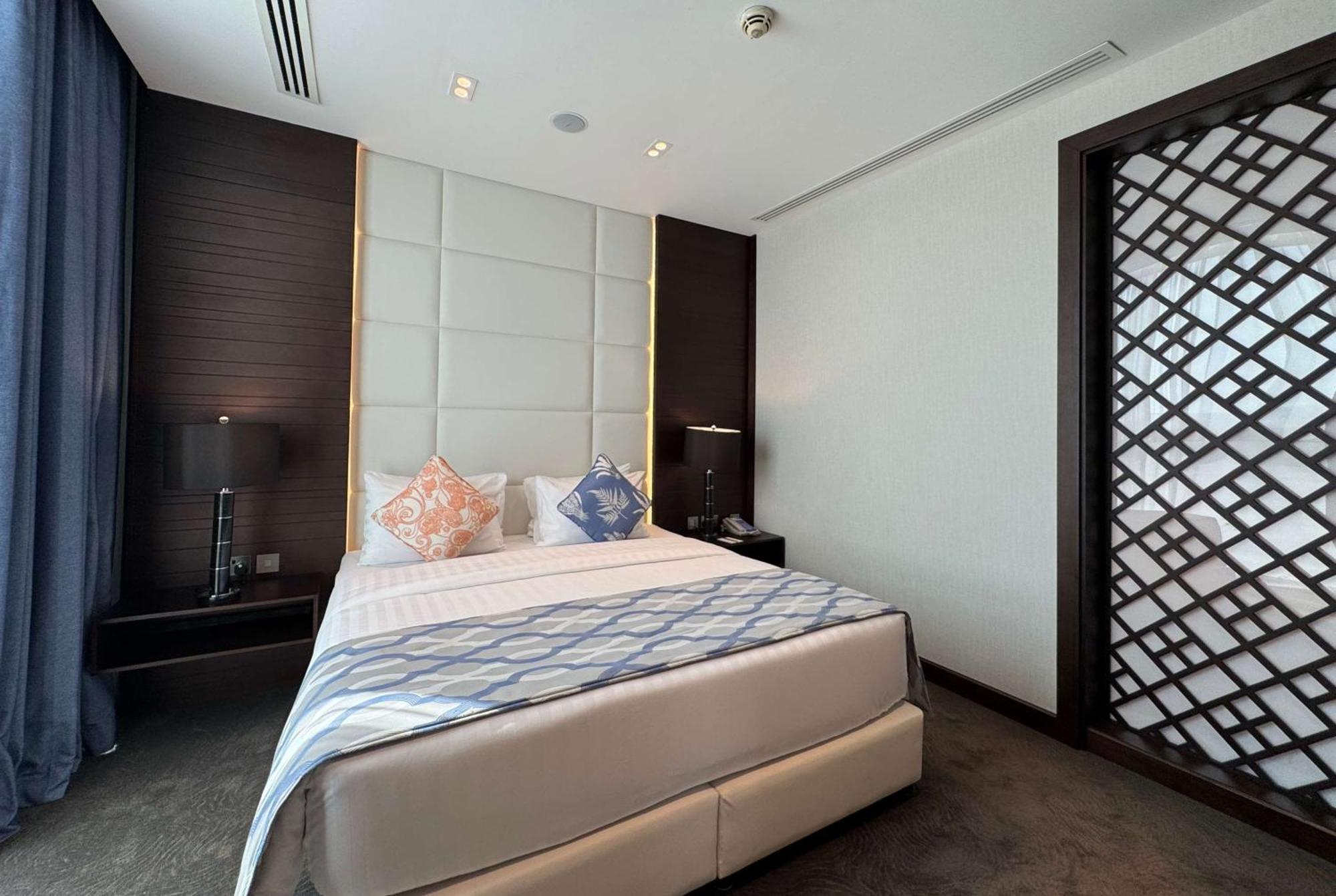 Ramada Encore Doha By Wyndham Bagian luar foto