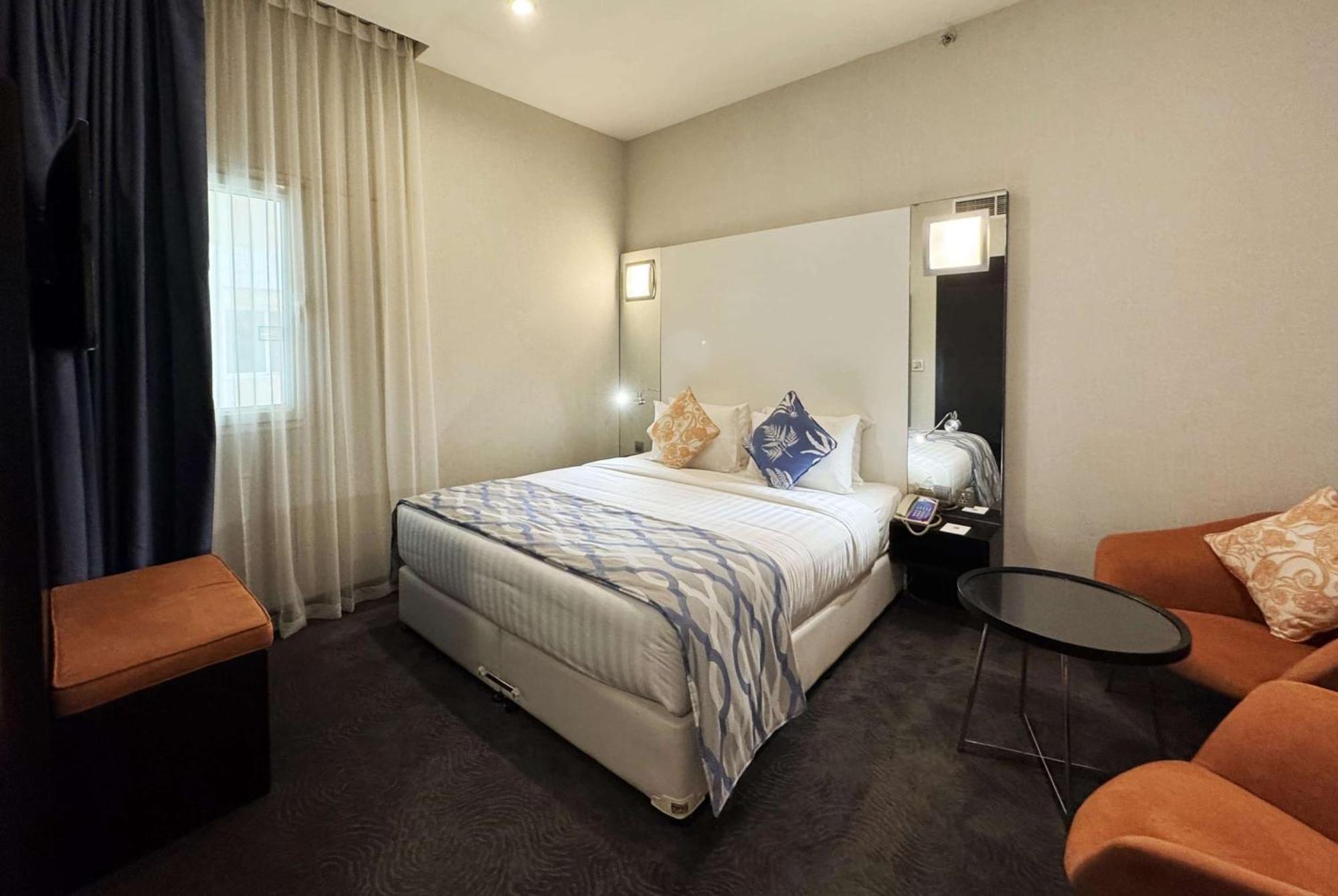 Ramada Encore Doha By Wyndham Bagian luar foto